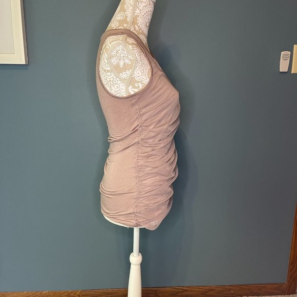 Design History brand women's mauve tank top in size xs. - Picture 7 of 9